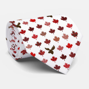 Gravata Folha e cabeça de alce canadiana