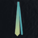 Gravata Gradiente Colorido de Ombre Verde Elegante<br><div class="desc">Uma gravata de pescoço de Gradiente Verde Colorido de Ombre Elegante. Itens correspondentes disponíveis.</div>