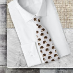 Gravata Hedgehog Wildlife Natureza Patterna Cinza Platinum<br><div class="desc">Adicione um toque do mundo natural ao seu guarda-roupa com esta gravata de cinza pálida, que apresenta um padrão de ouriços. A sutil cinza de platina complementa o tema da vida selvagem design, fazer-a o acessório perfeito para ocasiões casuais e semissformais. Uma mistura de diversão e elegância, essa gravata é...</div>