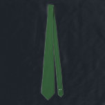 Gravata Horário Verde de Hunter e Padrinhos de casamento I<br><div class="desc">Hunter Green gravatas para o noivo e seus padrinhos de casamento combinarem com várias suítes de casamento. Escondidas no fundo você pode personalizar facilmente as iniciais para que não haja erro em quem é a gravata de quem! A cor e a fonte das iniciais, bem como a cor da gravata,...</div>