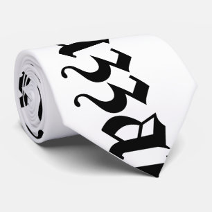 Gravata Huzzah! {Tipografia medieval}