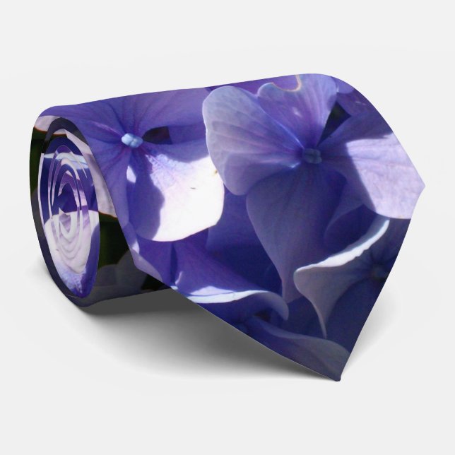 Gravata Hydrangeas Roxas (Rolled)