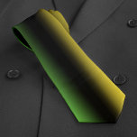 Gravata Jamaica Colors Gradient Ombre Verde Preto e Dourad<br><div class="desc">A bandeira jamaicana é cor de design verde,  preto e verde-mbre-ouro. Excelente para eventos ocasionais de negócios.</div>