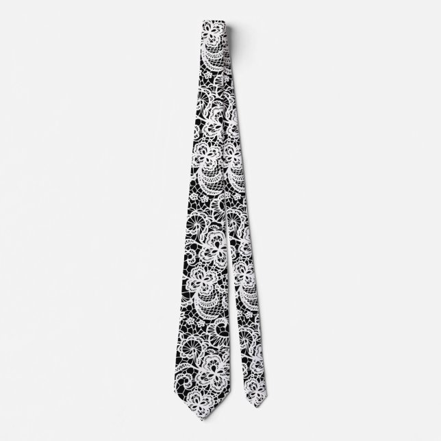 Gravata Lace Branco Em Preto (Frente)