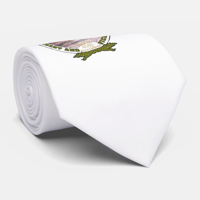 Gravata Laço da inauguração do TRUNFO (Rolled)