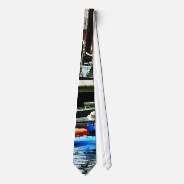 Gravata Laranja e Kayaks Azul (Frente)