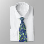 Gravata Marinho Paisley Peacock Colors Wedding Tie<br><div class="desc">Festa de casamento de Peacock do Paisley Vintage, azul e verde, para as Caras. Pai da Noiva, Pai da Noite, Padrinho de casamento, Melhor Homem e Noite. Coral de framboesa cor-de-rosa laranja e Design de Casamento Retro Paisley amarelo. Vintage inspirou Paisley Aestic Mehndi Indian Paisley Gravatas de Casamento. Também perfeito...</div>