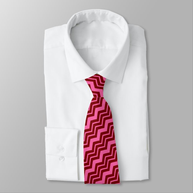 Gravata Maroon Red Pink Chevron Zigzag Design  (Amarrado)