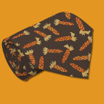 Gravata Milho ou Queda de Milho Indiano<br><div class="desc">Adicione um toque de outono à sua roupa com esta gravata com padrão. Apresenta as minhas ilustrações do milho ou do milho vítreo da Índia em cores ricas do outono, colocadas sobre um fundo castanho de chocolate. O verso tem um padrão de coordenadas de faixas diagonais.</div>