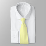 Gravata Miniaplicativo de cor sólida amarelo da pasta<br><div class="desc">Cor amarela primavera de luz adorável. Simples e moderno estilo chic moderno e minimalista,  estética pastel em delicada cor sólida amarela. Arranhe de pescoço de homens amarelos do Pastel.</div>