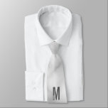 Gravata Monograma e Nome Personalizados em Negrito Moderno<br><div class="desc">Design de Monograma Moderno com letra de monograma personalizada "M" e nome em estilo de fonte sans serif negrito moderno. Presente perfeito para ele, presente do Dia dos Pais, presente para padrinhos e mais.</div>