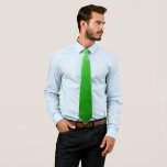Gravata Padrão brilhante de malha geométrica verde-claro<br><div class="desc">Acessórios gravatas masculinas com design geométrica moderna. O padrão geométrico brilhante do gradiente verde claro da malha geométrica triângulos brilhantes ombre. Malha geométrica triangular com gradiente verde-claro verde-claro.</div>