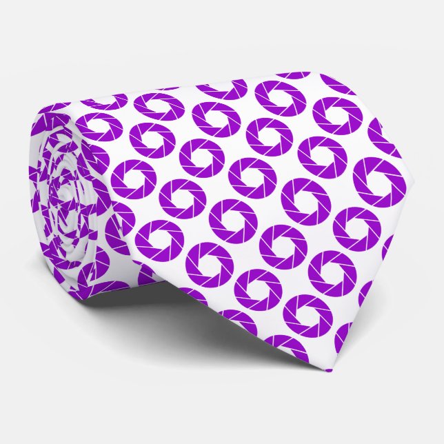 Gravata Padrão de abertura - Roxo em branco (Rolled)