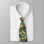 Gravata Padrão de Camo Verde da Camuflagem Militar dos EUA<br><div class="desc">Faça uma declaração com este Padrão Verde Camo da Camuflagem Militar dos EUA</div>