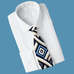 Gravata Padrão de Medidor Grego Branco e Azul Moderno<br><div class="desc">Um moderno e elegante padrão azul e branco Tie.</div>