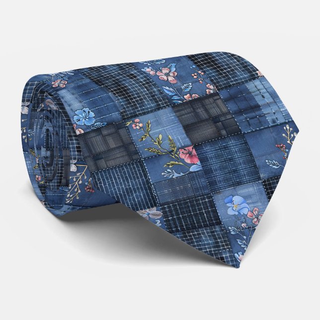 Gravata Padrão de Remendo Floral Índigo | Denim Boho (Rolled)