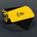 Gravata Padrão de stripes de abelha clássica engraçada<br><div class="desc">Um design de padrão de listras largas, bonito e clássico, com abelha-de-bumble inspirado em listras pretas e amarelas. Personalize facilmente o texto ou o nome! - foi concebido com a rodovia Zaubershirts -</div>