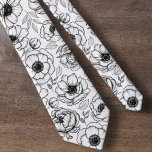 Gravata Padrão Floral Botânico Preto Branco<br><div class="desc">Adicione um toque de sofisticação ao seu traje com esta gravata elegante, apresentando um belo padrão floral botânico preto e branco. Projetada para ser floral sem ser excessivamente feminina, esta gravata atinge o equilíbrio perfeito entre elegância e sutileza. O padrão, reminiscente de marcas de moda francesas sofisticadas, adiciona um toque...</div>