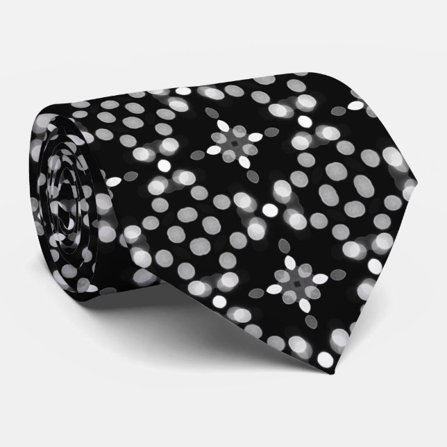 Gravata Padrão Geométrico Preto e Branco Profissional (Rolled)