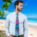 Gravata Padrão tropical do Havaí<br><div class="desc">A gravata impressão havaiana apresenta uma combinação deliciosa de folhas tropicais azuis e cor-de-rosa em seu design cativante. A ilustração vibrante da gravata captura a atração das ilhas havaianas, infundindo um senso de paraíso tropical em qualquer conjunto. As matizes azul, verde e rosa criam uma paleta de cores harmoniosa, oferecendo...</div>