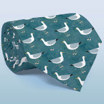 Gravata Padrão Verde de Aves Costeiras de Seagull<br><div class="desc">Diversão do padrão de pássaros de Seagull em um fundo verde profundo. Perfeito para amantes de aves e marinheiros.</div>