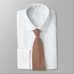 Gravata Padrinhos de casamento de Groom Iniciais Casamento<br><div class="desc">Padrinhos de casamento De Groom Iniciais Casamento Castanho Suave. Uma gravata de na moda num marrom quente para o noivo e seus padrinhos de casamento. Escondido atrás você pode personalizar facilmente as iniciais para que não haja erro em quem é a gravata de quem! A cor e a fonte das...</div>