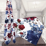 Gravata Poppies & Peonies Red White e Blue Weds<br><div class="desc">Uma aquarela de luxo pintada de vermelho,  branco e azul,  gravata de pescoço de marinho burlada com marinho azul e papoila e peonias burlões em um belo jardim. Esta gravata floral de marinho azul e burgundy é adequada para qualquer ocasião,  incluindo o dia 4 de julho.</div>