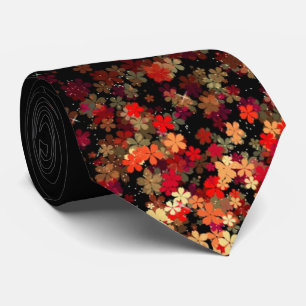 Gravata preta masculina com cacho floral vermelho