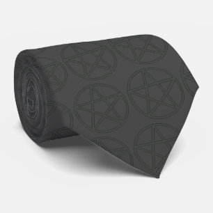 Gravata Preto no Pentacle preto