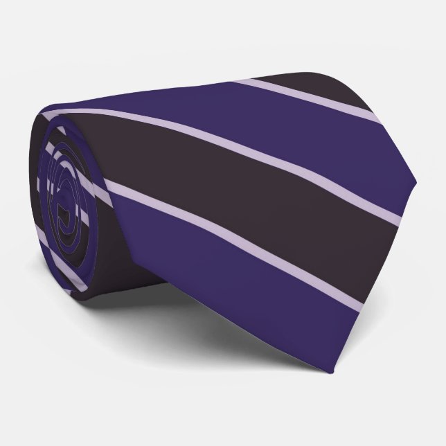 Gravata Rixas diagonais roxas e violetas de berinjela (Rolled)