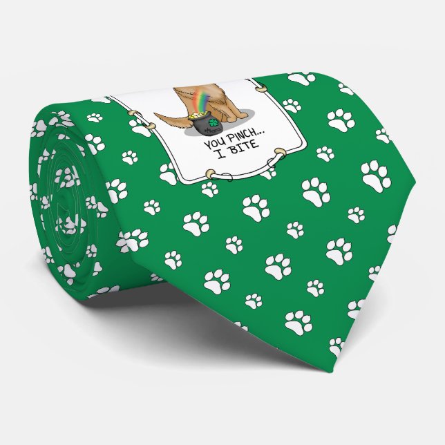 Gravata Rua, Cachorro do Retriever do Ouro do Patrick (Rolled)