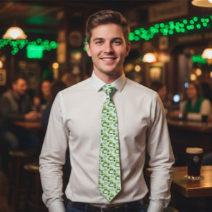 Gravata Rua Engraçada. O Dia de Patrick é Tie Sortudo