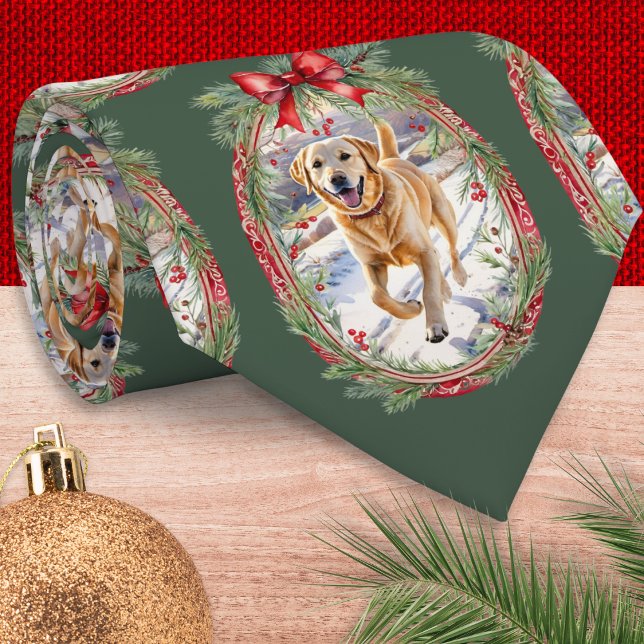 Gravata Seu Cão Pet Foto Padrão Festivo Natal Verde (A festive Christmas necktie to customize with your own pet dog photo on a green background)