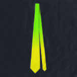 Gravata Sombreado de cor verde-neon e amarelo-neon<br><div class="desc">Amarelo brilhante ensolarado desaparece em um desfoque ombre com verde neon para um piscar de brilho e luz</div>