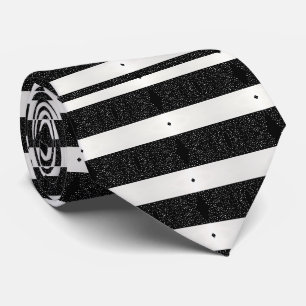 Gravata Tinta branca e preto branco com pescoço de diamant