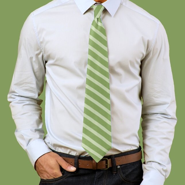 Gravata Tipografia Cura Natal - Greve Verde Impressionante (Green striped mens neck tie)