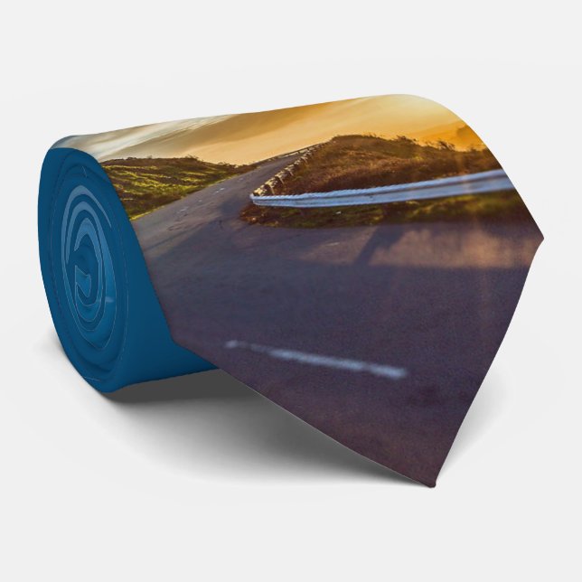 Gravata Viagem de Estrada Sunset Mountain Impressão Nectie (Rolled)