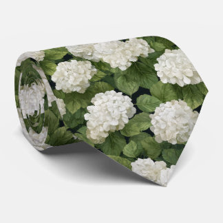 Gravata White Hydrangea Flowers with Green Leaves Pattern