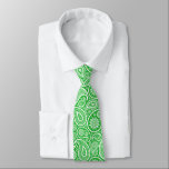 Gravata White Vintage Paisley Pattern Green<br><div class="desc">Este padrão paisley branco sobre o fundo verde é uma gravata elegante que você pode vestir ao escritório em Ruas. Dia de Patric ou fora para jantar. A cor de fundo verde é uma cor que pode ser alterada para corresponder às suas cores.</div>