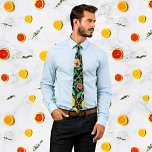Gravata William Morris Vintage - Fruta do pescoço<br><div class="desc">Elevem o seu estilo com o nosso Pescoço de Fruta do William Morris Vintage. Este acessório do eterno combina cores vibrantes e ricas com ilustrações detalhadas da fruta, transformando o traje do dia a dia em uma afirmação sofisticada. Ideal para amantes da arte clássica e da moda, esta gravata oferece...</div>