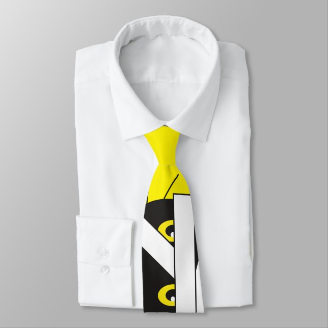 gravatas de personagens envoltas por uma múmia bra (Amarrado)