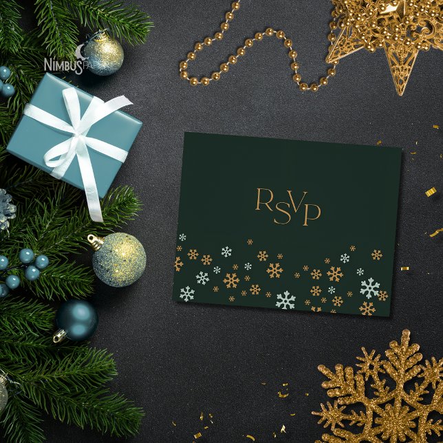 Green and Gold Snowflake Holiday RSVP Card (Criador carregado)