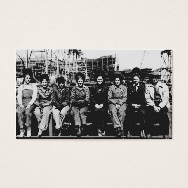 Grupo de Mulheres Soldadoras Durante a Segunda Gue (Frente)