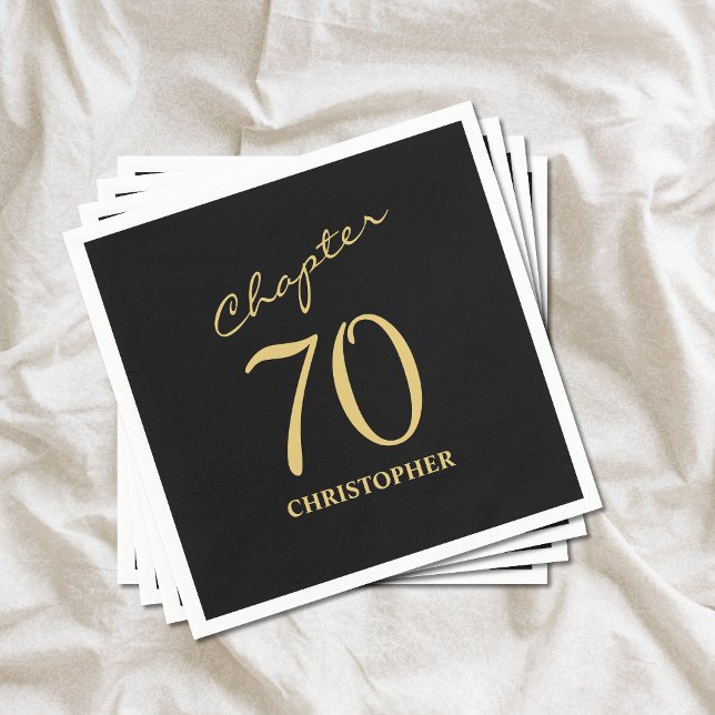 Guardanapo De Papel 70 Birthday Black Dourado Capítulo 70 (Chapter 70 70th birthday black and gold paper napkins. Easily personalized party supplies.)