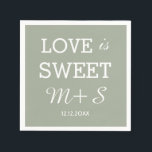 Guardanapo De Papel Amor é doce Casamento Napkins Monograma<br><div class="desc">Na moda personalizado monograma de guardanapos de casamento.Adicione um toque pessoal aos seus guardanapos monogramas da festa de papel com a mensagem 'Love Is Sweet'. Personalize com suas iniciais de monograma e data de casamento. Você pode personalizar a cor, o tamanho e a fonte do texto usando o botão personalizar...</div>