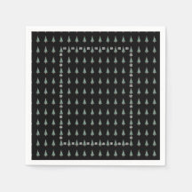 Árvore de Natal com arcos vermelhos