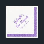 Guardanapo De Papel Bat Mitzvah personalizado com faixa de luz roxa<br><div class="desc">Guardanapos de borda com risca de brilho roxo e Lavanda com nome personalizável e data de almoço ou recepção de Bat Mitzvah. Excelente de sotaque para uma elegante e moderna comemoração do Bat Mitzvah, ou mudar a redação para um doce aniversário de 16 anos, bebê ou chá de panela. O...</div>