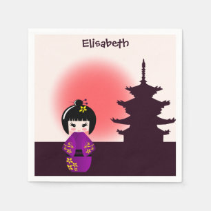 Guardanapo De Papel Boneca kokeshi japonesa no templo durante a menina