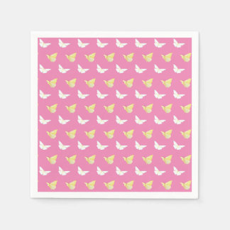 Guardanapo De Papel Borboletas brancas e amarelas claras voando rosa