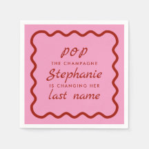 Borda ondulada rosa e Pop vermelho no champanhe